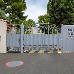 Avec Piscine Avignon